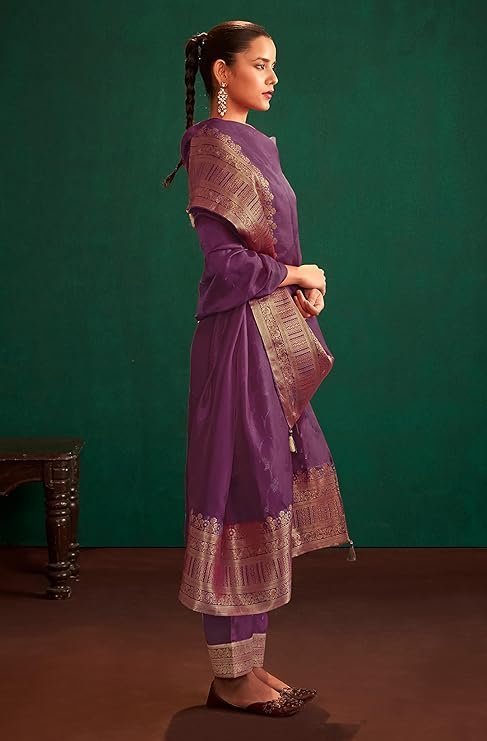 Janasya Women’s Organza Jacquard Straight Kurta Set